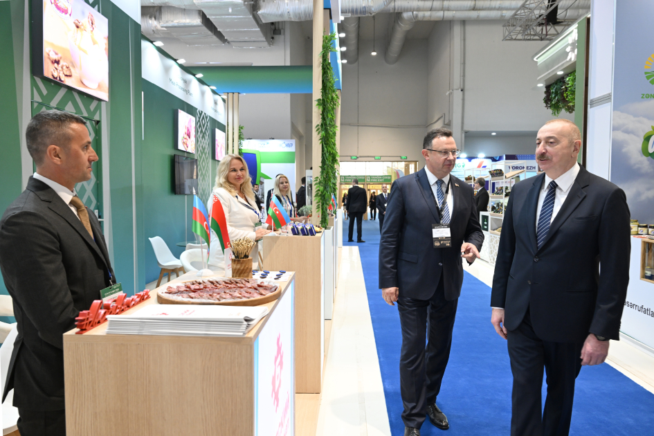 President Ilham Aliyev views InterFood Azerbaijan and Caspian Agro exhibitions (PHOTO/VIDEO)