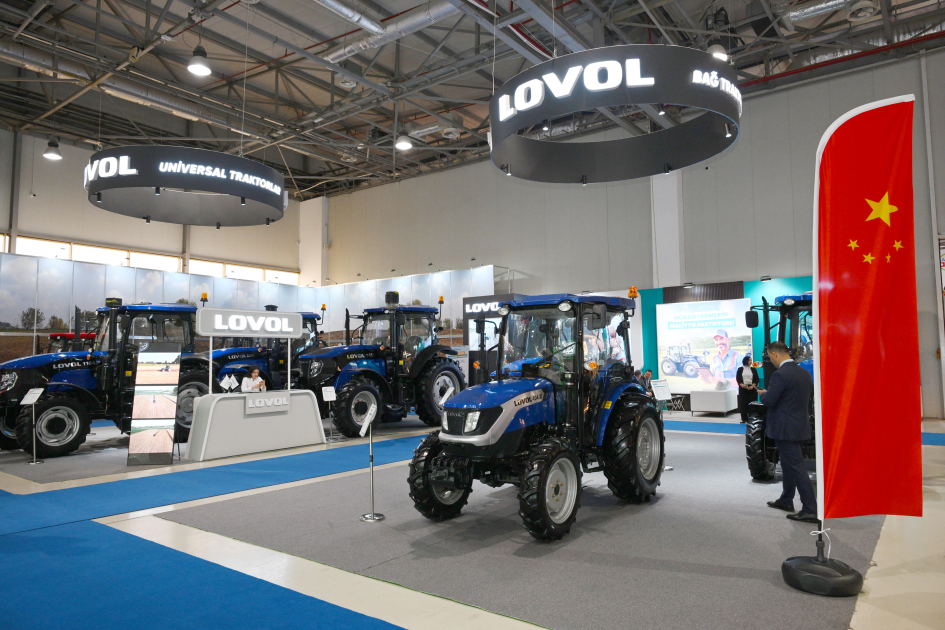President Ilham Aliyev views InterFood Azerbaijan and Caspian Agro exhibitions (PHOTO/VIDEO)