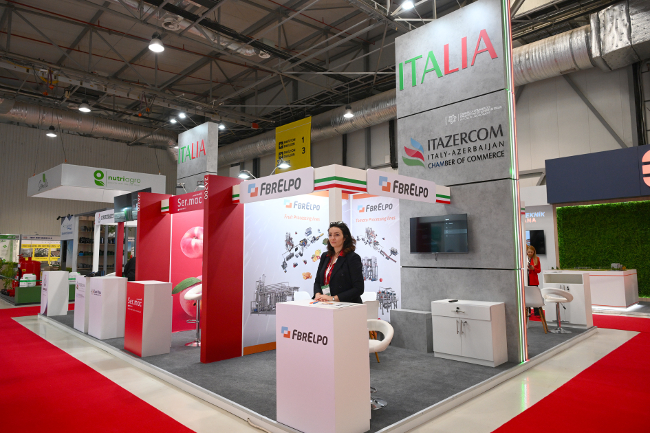 President Ilham Aliyev views InterFood Azerbaijan and Caspian Agro exhibitions (PHOTO/VIDEO)