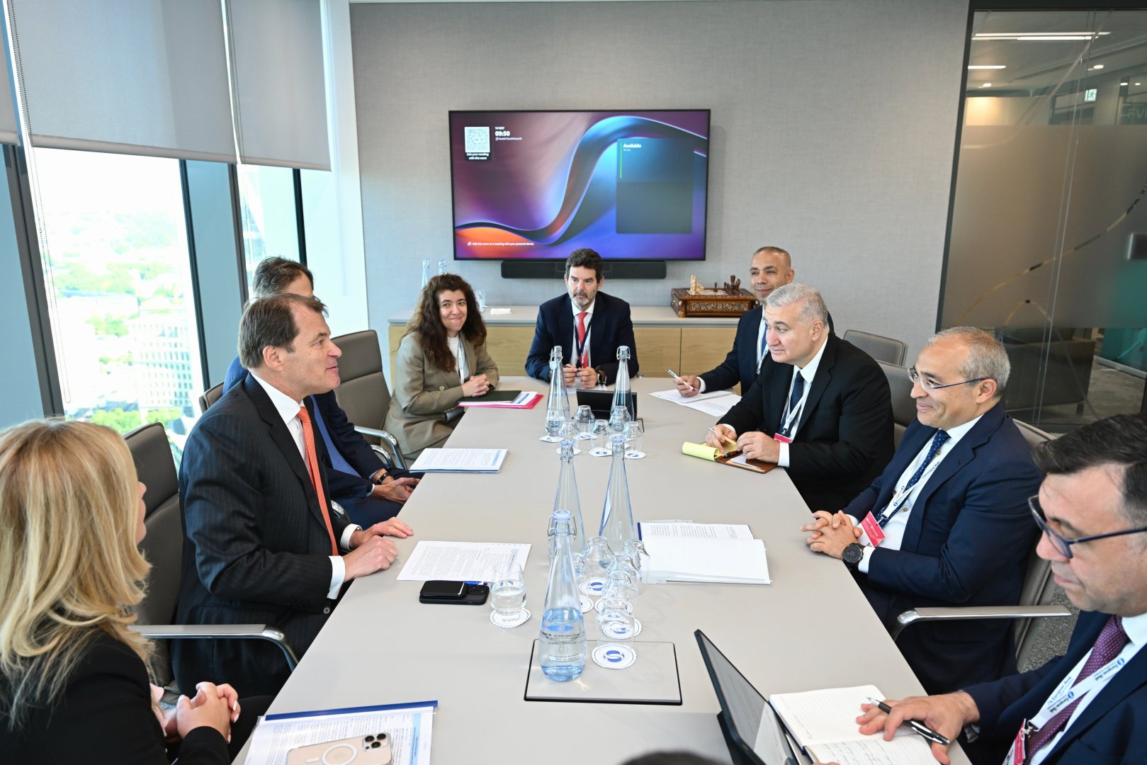Azerbaijan spotlights EBRD partnership's value for boosted green and digital transition