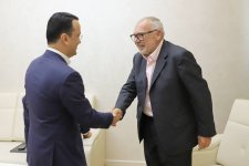Uzbekistan discusses investment strategy and economic reforms with international advisors