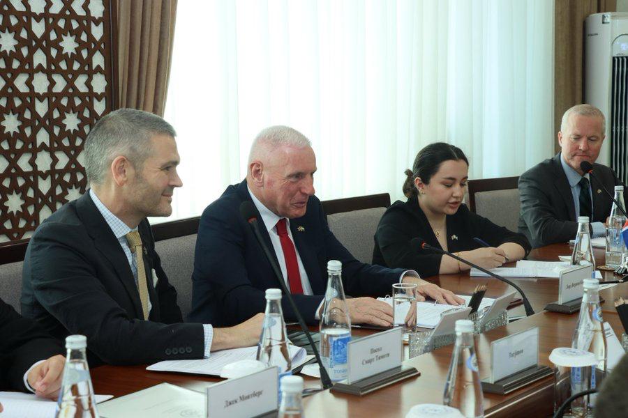 UK Defense Minister visits Uzbekistan on first Central Asia trip