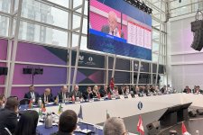 Azerbaijani minister joins EBRD Annual Meeting events (PHOTO)
