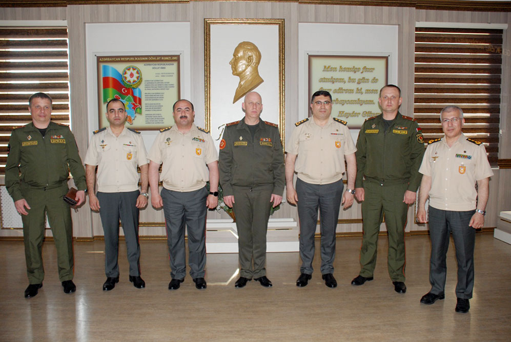 Azerbaijani and Belarusian military medical specialists hold meeting (PHOTO)