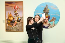 Heydar Aliyev Center hosts Brazilian artist`s exhibition "Reflection of Eternity" (PHOTO/VIDEO)
