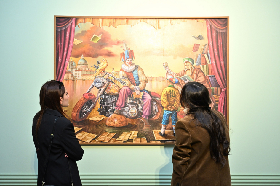 Heydar Aliyev Center hosts Brazilian artist`s exhibition "Reflection of Eternity" (PHOTO/VIDEO)