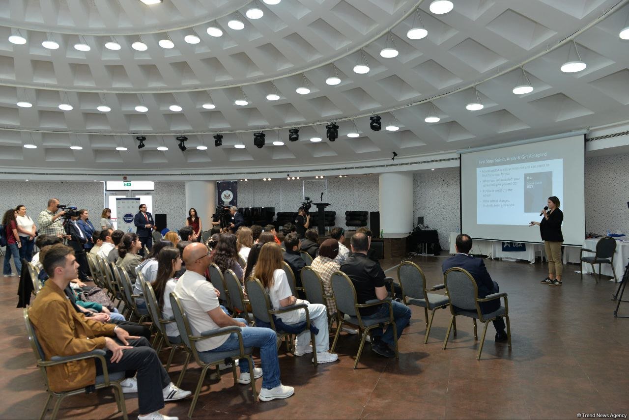 US Embassy in Azerbaijan hosts educational exhibition in Baku (PHOTO)