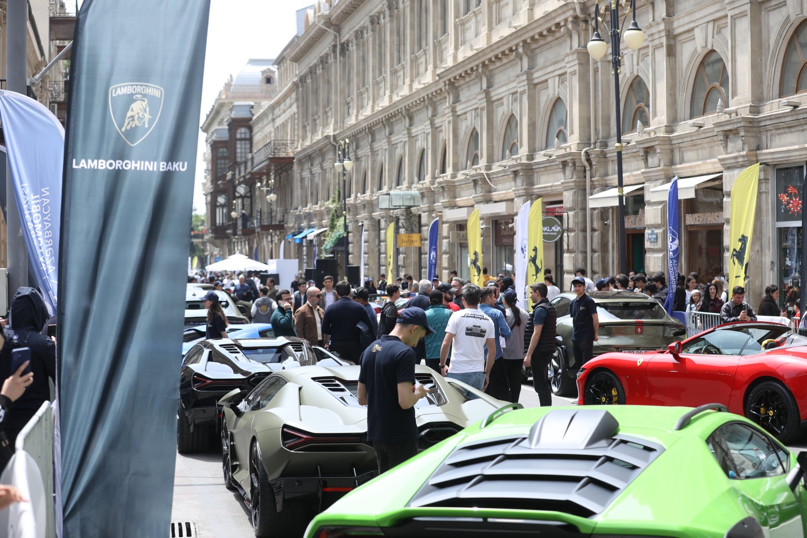 Azerbaijan Automobile Federation hosts exhibition of speed cars in Baku (PHOTO)