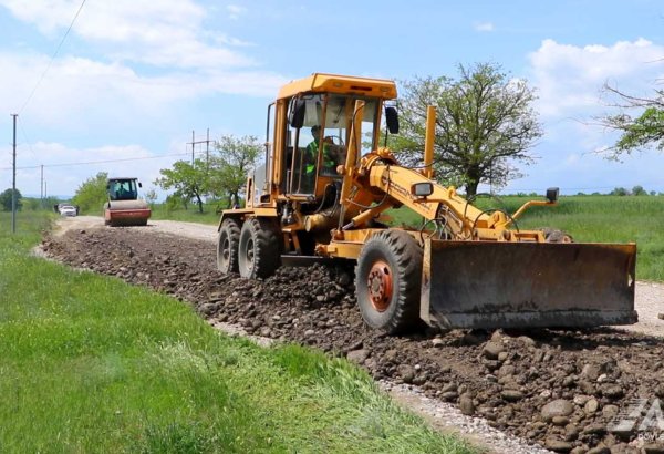 Azerbaijan facelifting roads linking settlements in its Gusar (PHOTO/VIDEO)