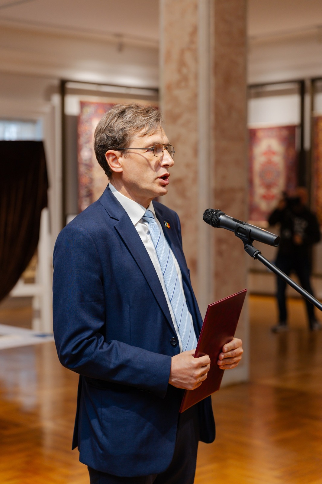 "Azerkhalcha" OJSC opened the carpet exhibition"Harmony of Beauty. The Timeless Elegance of Azerbaijani Carpets" for the first time in Moldova (PHOTO)