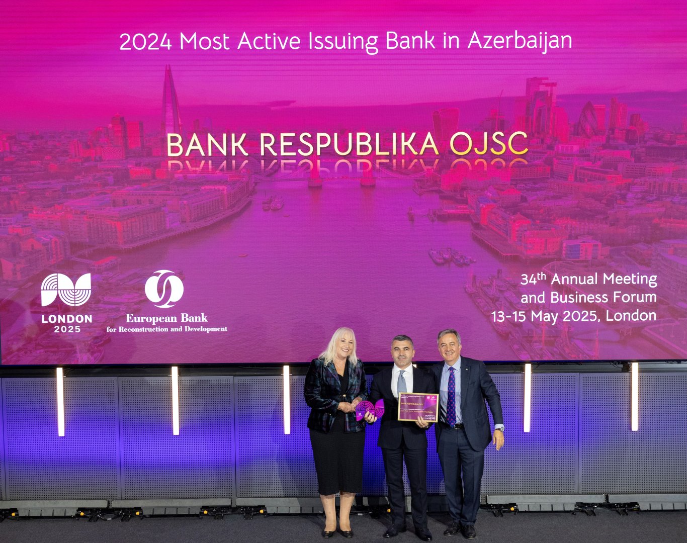 Bank Respublika Once Again Recognized as "Azerbaijan's Most Active Issuing Bank"