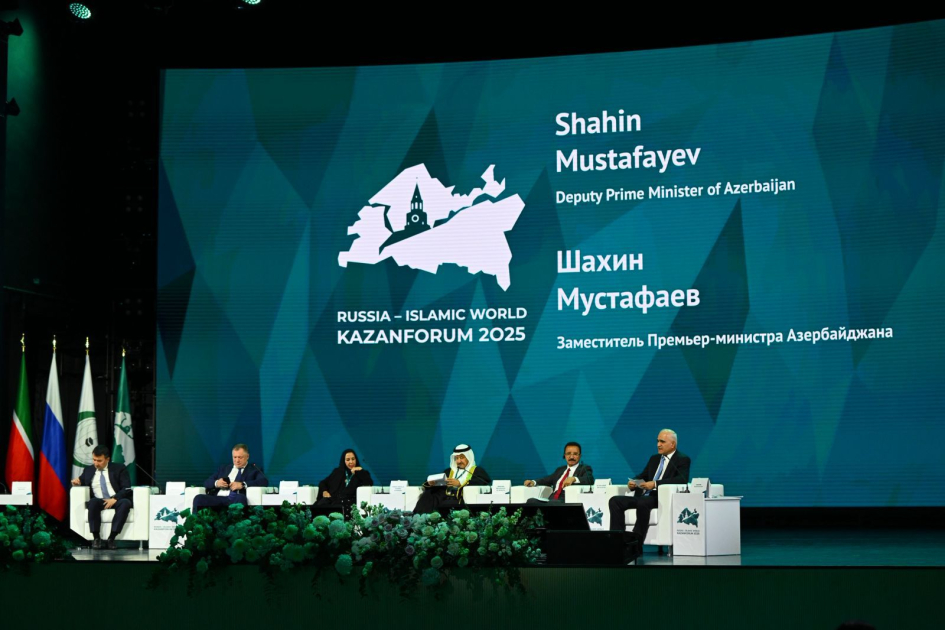Azerbaijan participates in Int'l Economic Forum "Russia – Islamic World: KazanForum" (PHOTO)
