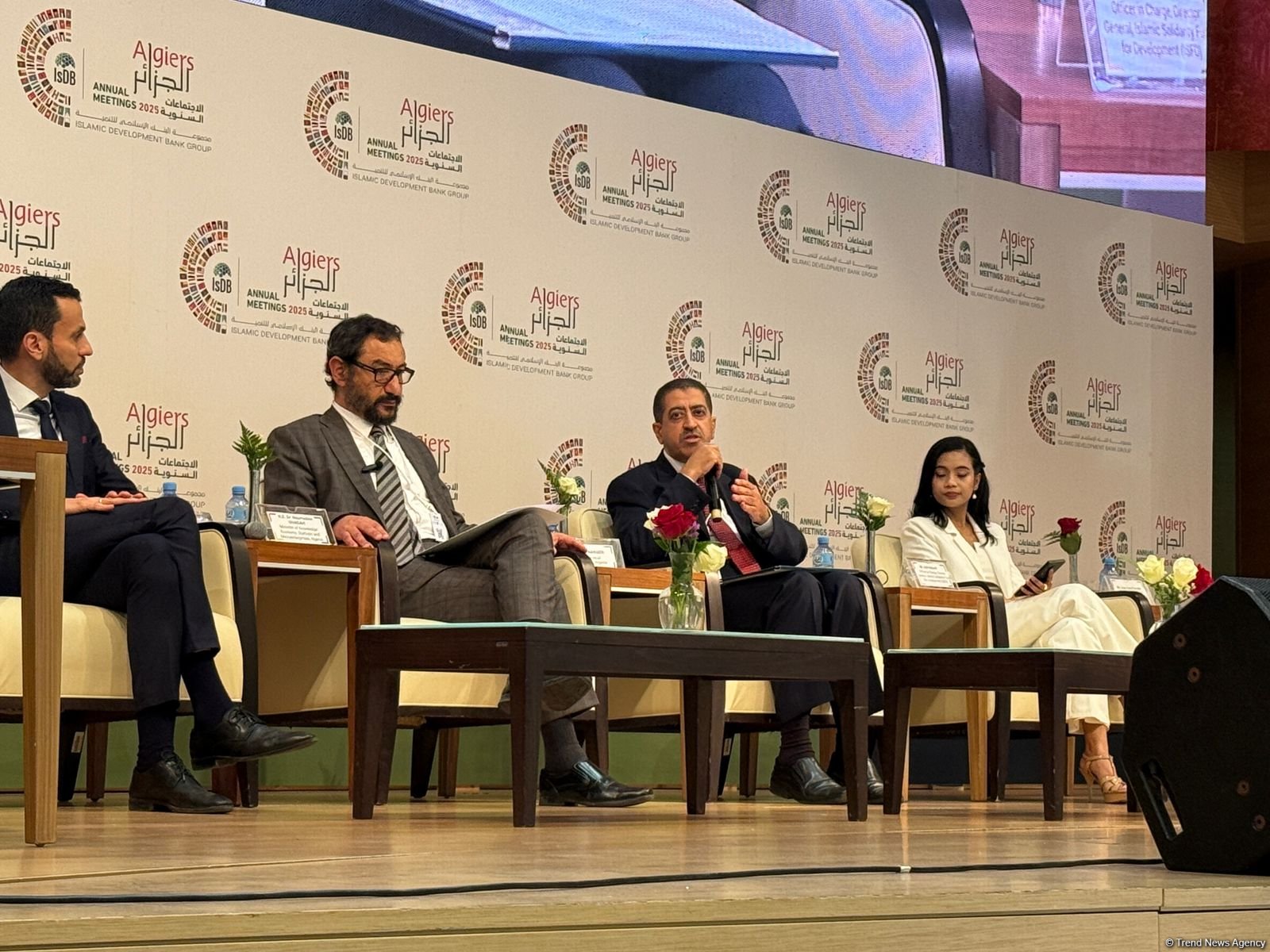 IsDB stands ready to support digitalization of MSMEs in Azerbaijan - official