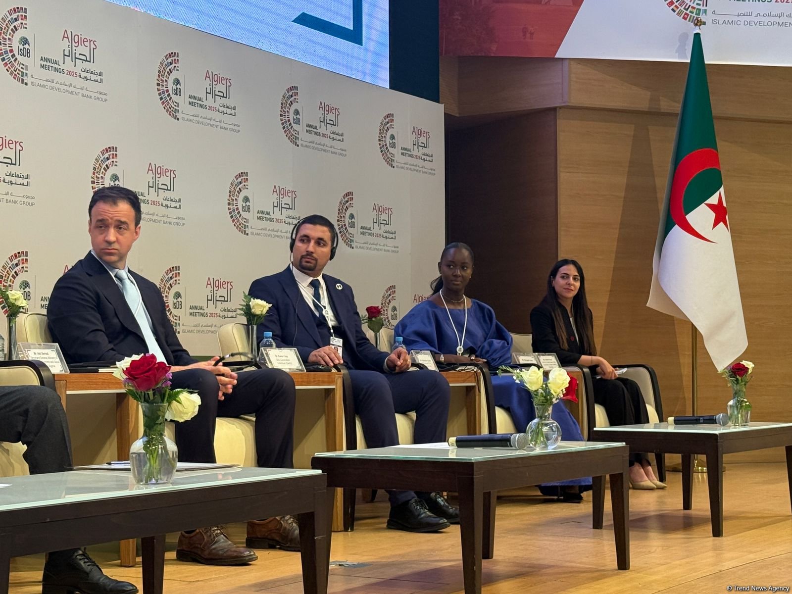IsDB 13th Youth Development Forum held in Algiers (PHOTO)