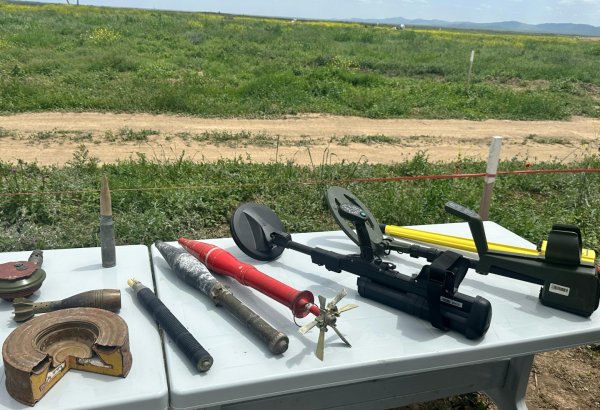 Media delegates view humanitarian demining efforts in Azerbaijan's Aghdam district (PHOTO)