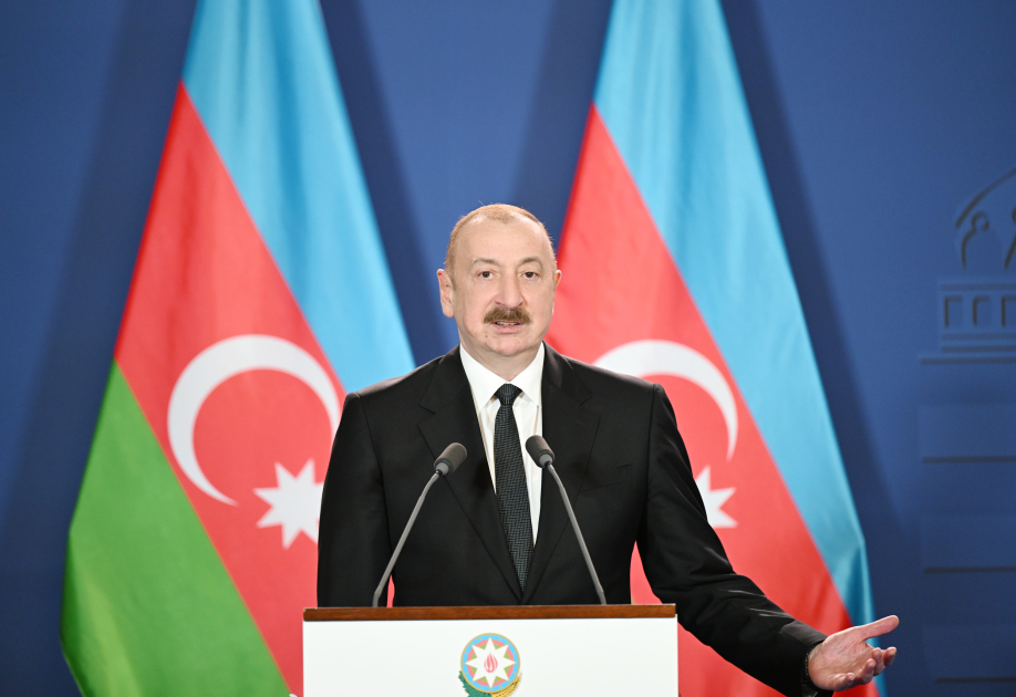 President Ilham Aliyev, PM Viktor Orbán make press statements (PHOTO)