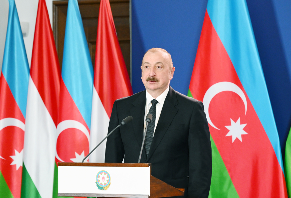 President Ilham Aliyev, PM Viktor Orbán make press statements (PHOTO)