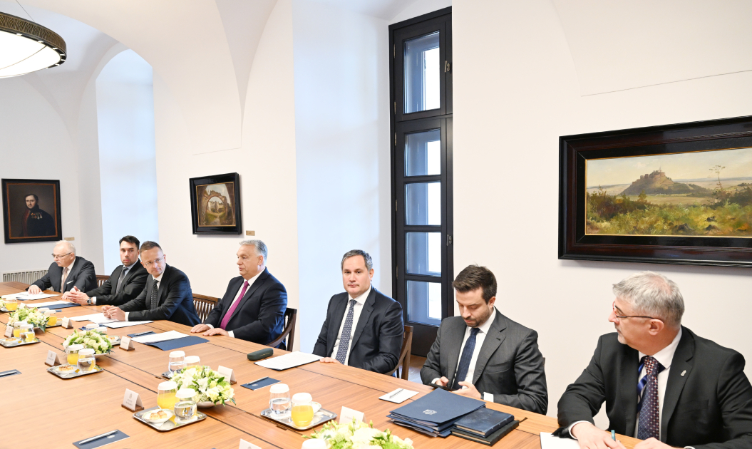 President Ilham Aliyev, PM Viktor Orbán hold expanded meeting (PHOTO/VIDEO)
