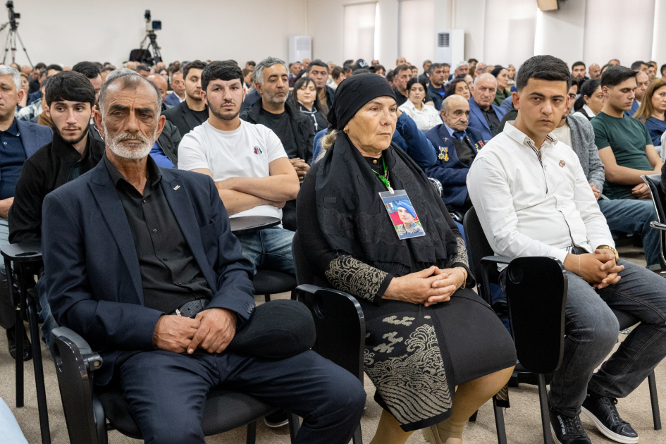 Azerbaijan's Baku court continues hearings on Ruben Vardanyan’s criminal case (PHOTO)