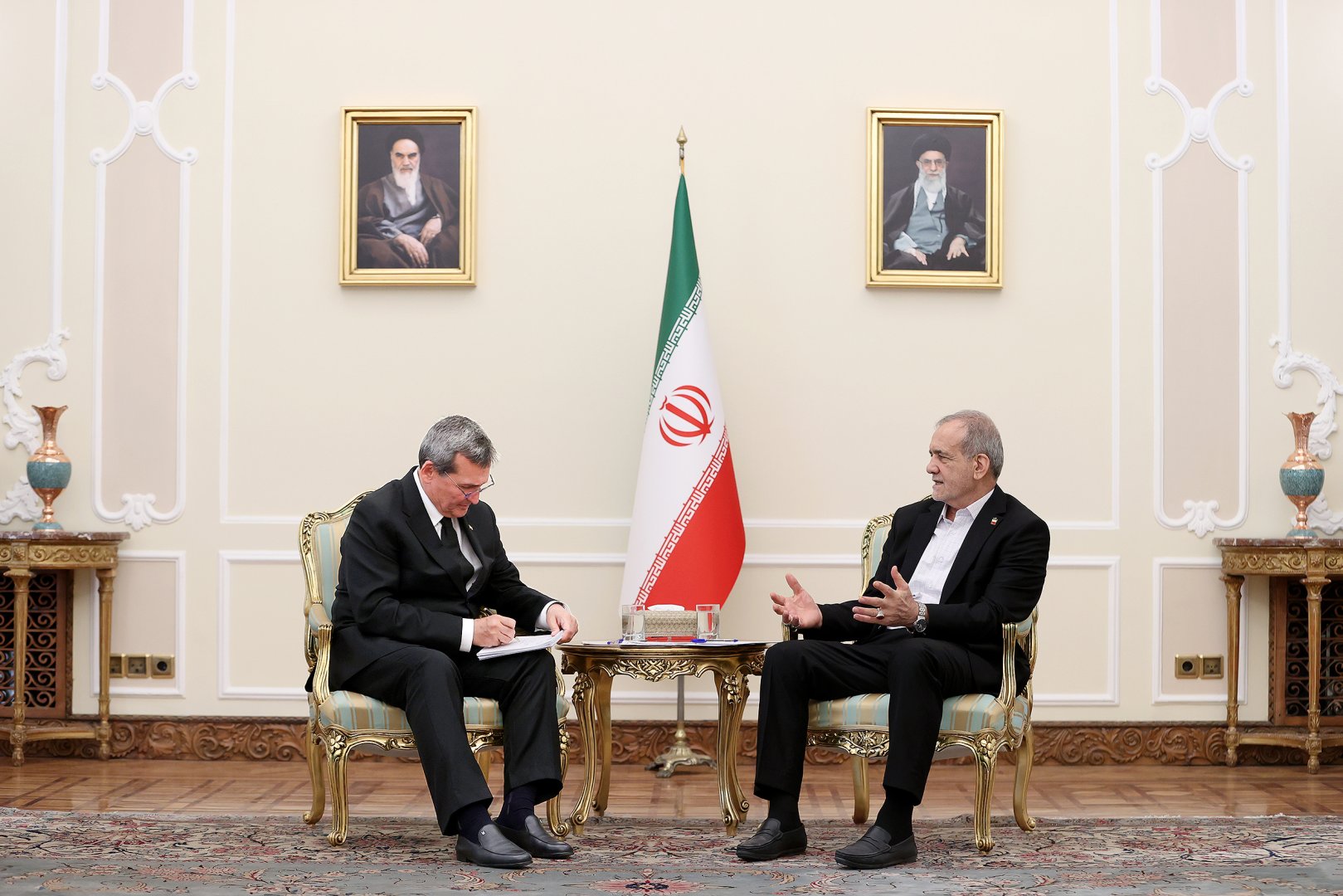 Iran's Pezeshkian figures main terms contributing to relations with Turkmenistan