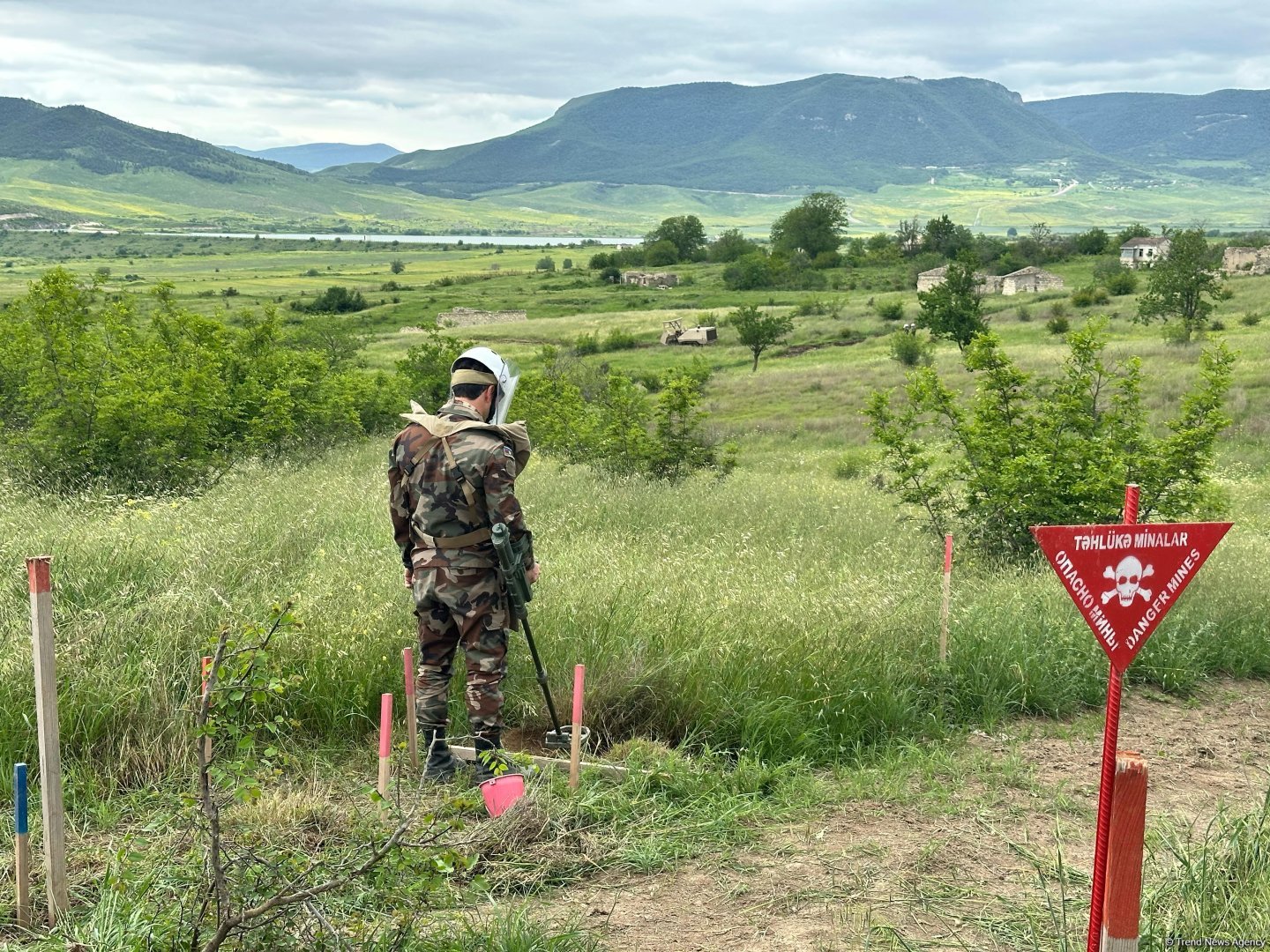 Media delegates view humanitarian demining efforts in Azerbaijan's Aghdam district (PHOTO)