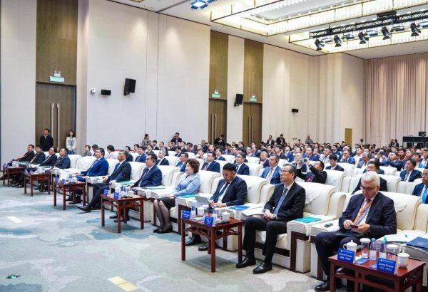 East Kazakhstan, China sign multibillion trade and investment deals