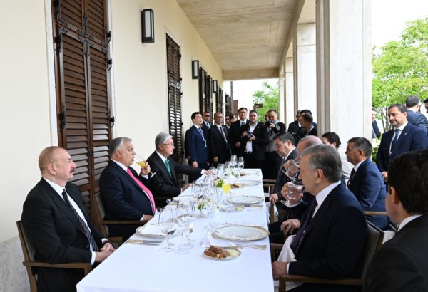 President Ilham Aliyev attends official luncheon in honor of OTS heads of state and government in Budapest (PHOTO/VIDEO)