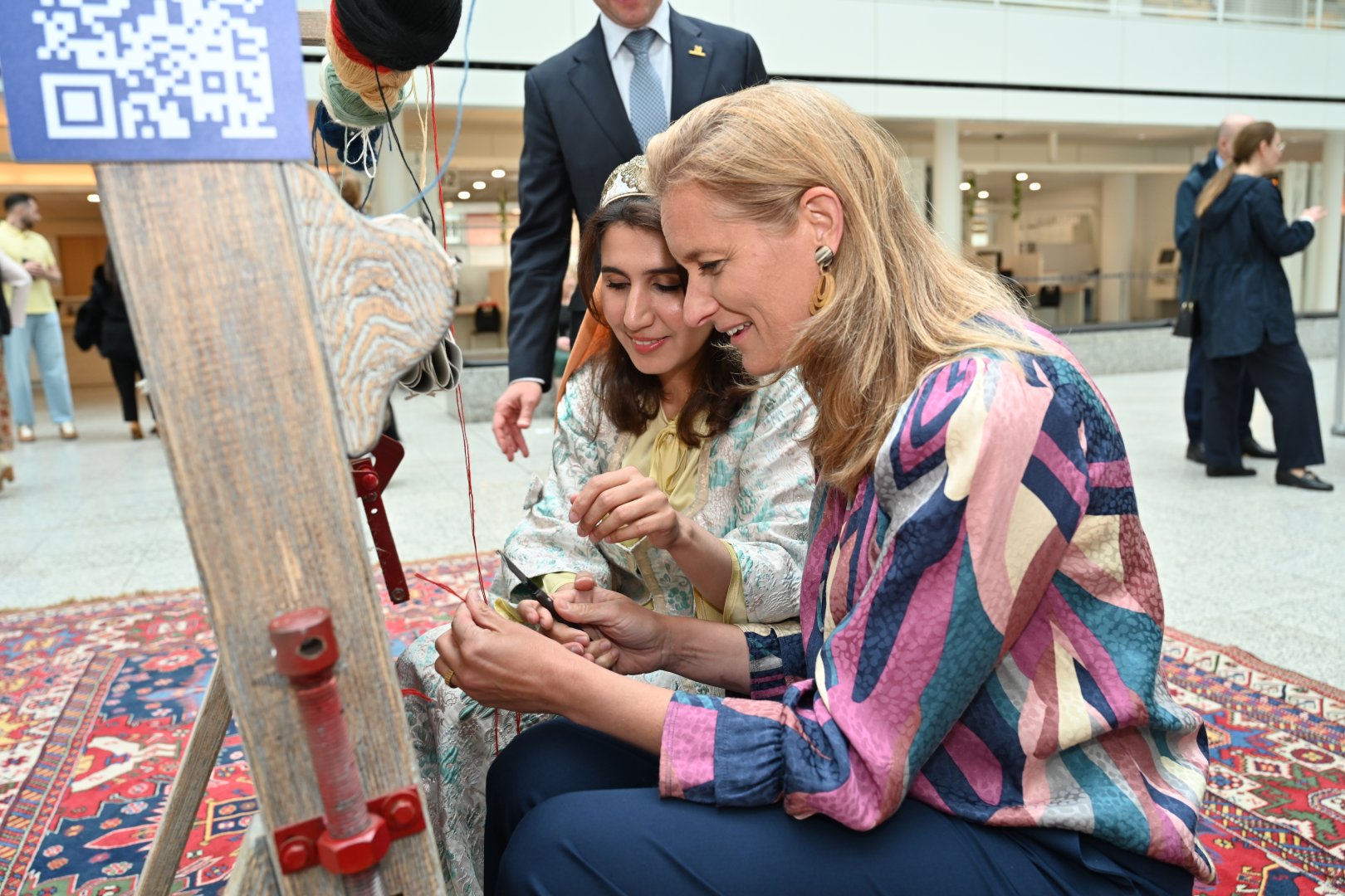 The opening ceremony of the carpet exhibition "The Splendor of Azerbaijani Carpets: Learning Through Art" was held in the Netherlands (PHOTO/VIDEO)