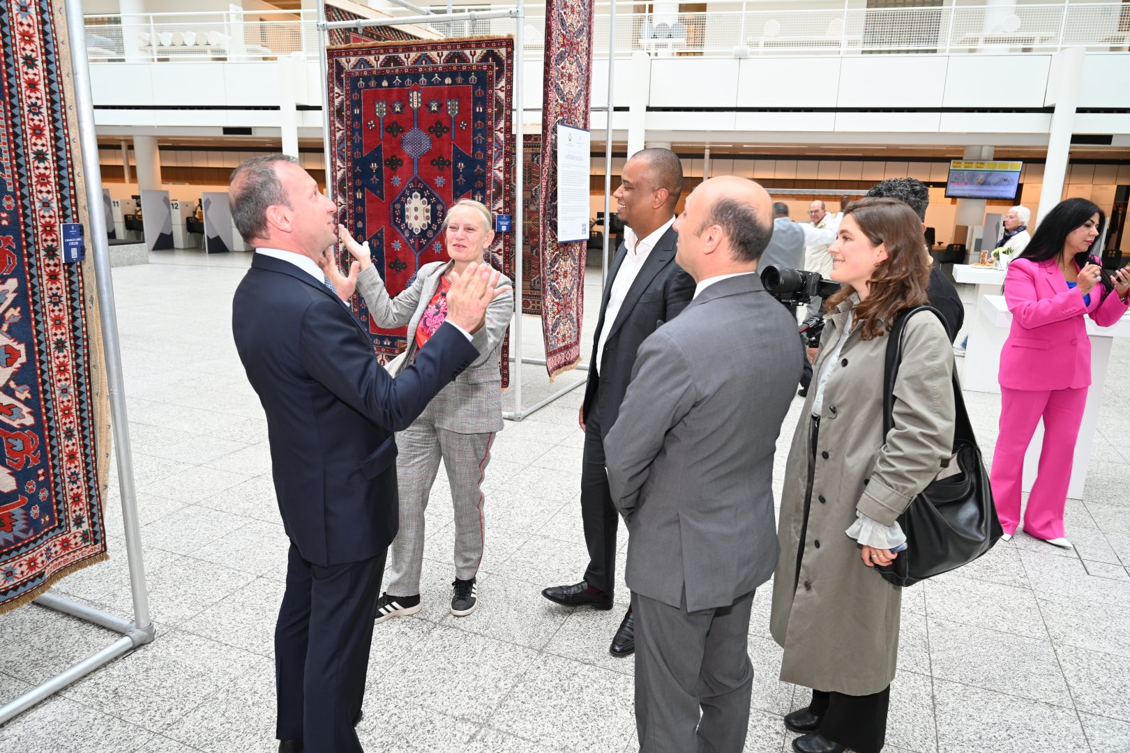 The opening ceremony of the carpet exhibition "The Splendor of Azerbaijani Carpets: Learning Through Art" was held in the Netherlands (PHOTO/VIDEO)