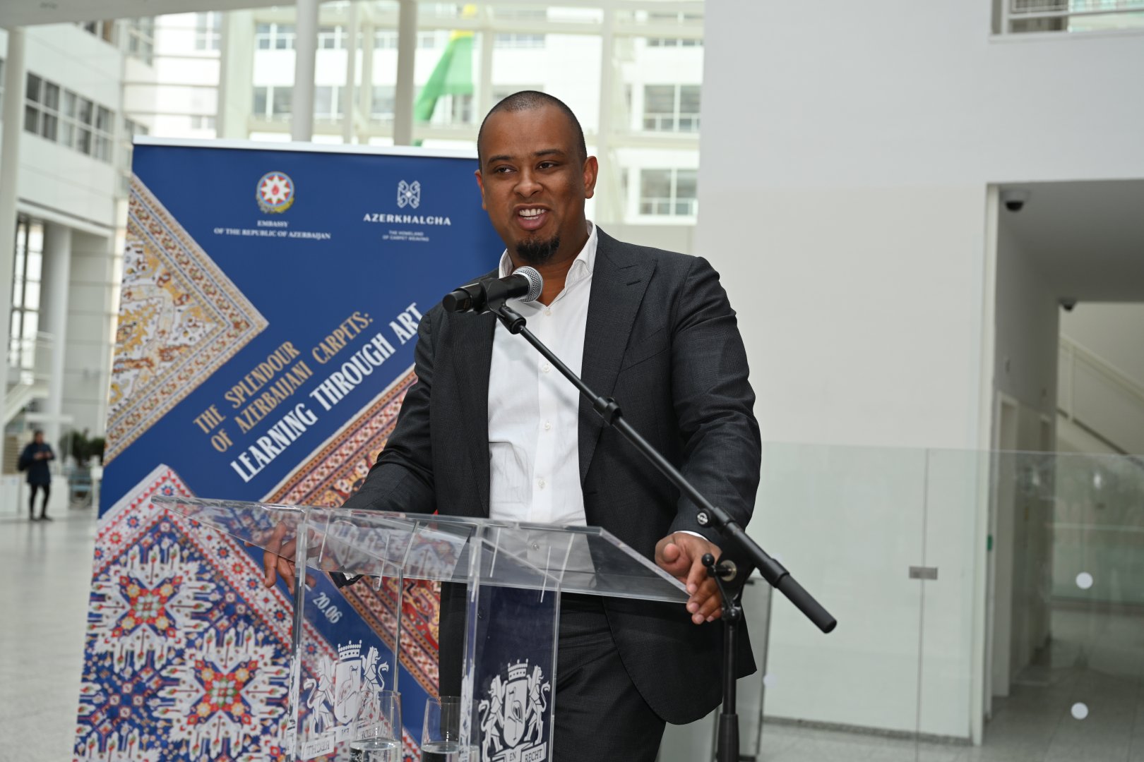 The opening ceremony of the carpet exhibition "The Splendor of Azerbaijani Carpets: Learning Through Art" was held in the Netherlands (PHOTO/VIDEO)