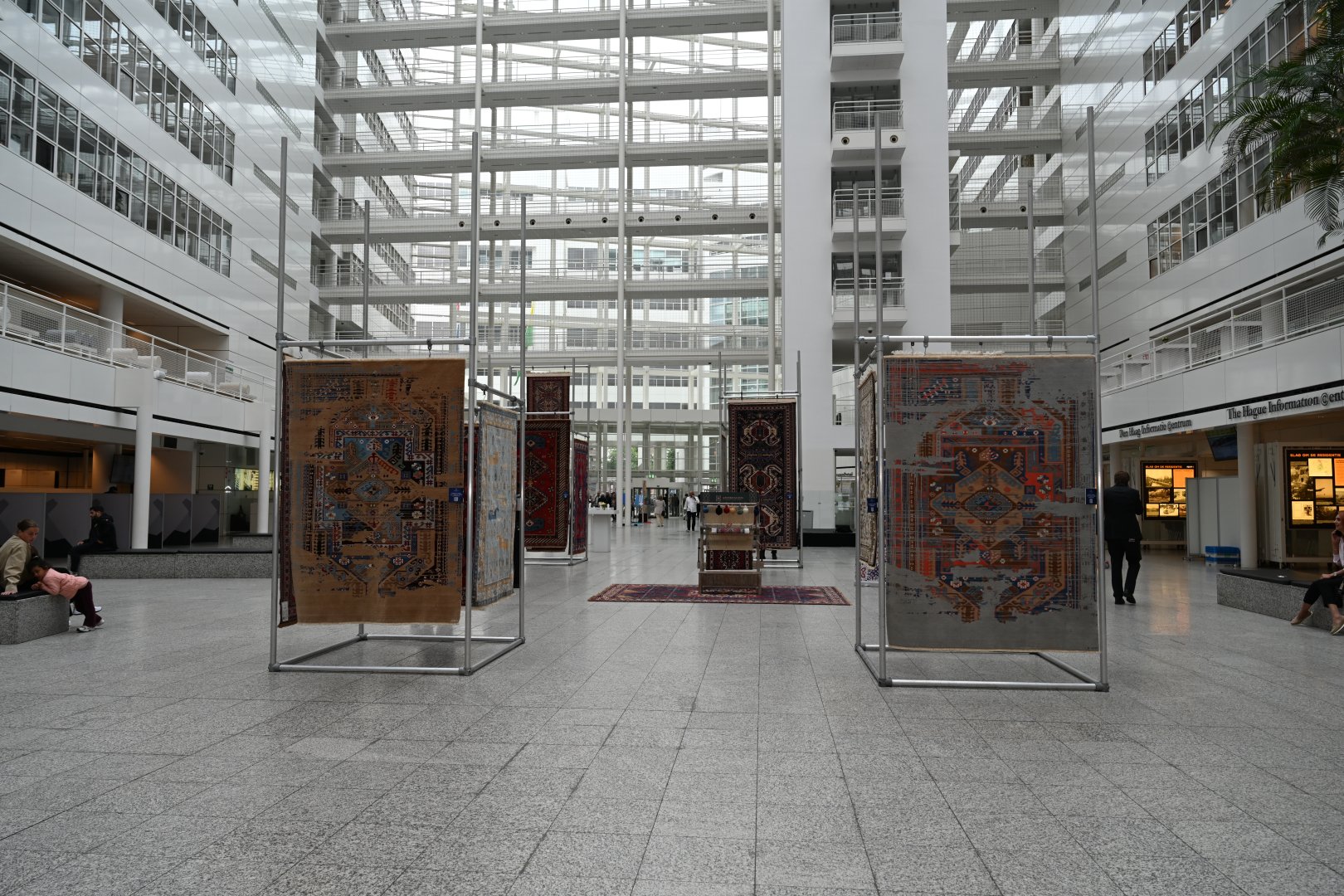 The opening ceremony of the carpet exhibition "The Splendor of Azerbaijani Carpets: Learning Through Art" was held in the Netherlands (PHOTO/VIDEO)