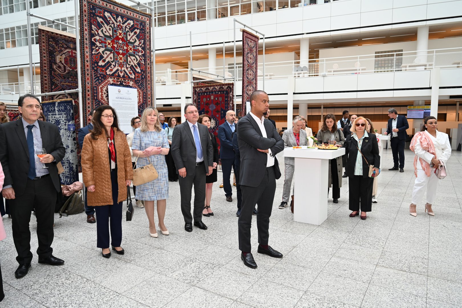 The opening ceremony of the carpet exhibition "The Splendor of Azerbaijani Carpets: Learning Through Art" was held in the Netherlands (PHOTO/VIDEO)