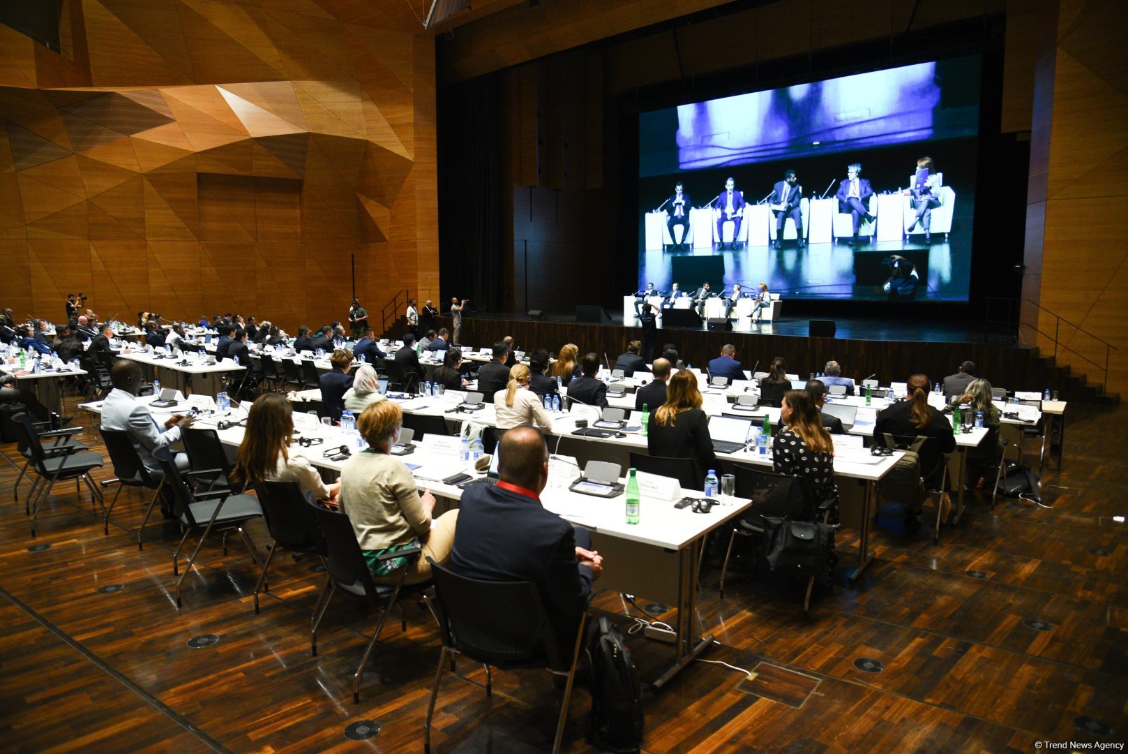 Sixth plenary meeting of GlobE Network wraps up in Baku (PHOTO)