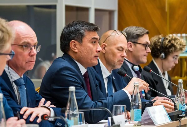 Uzbekistan, EU join to boost freight and tackle Trans-Caspian Corridor concerns