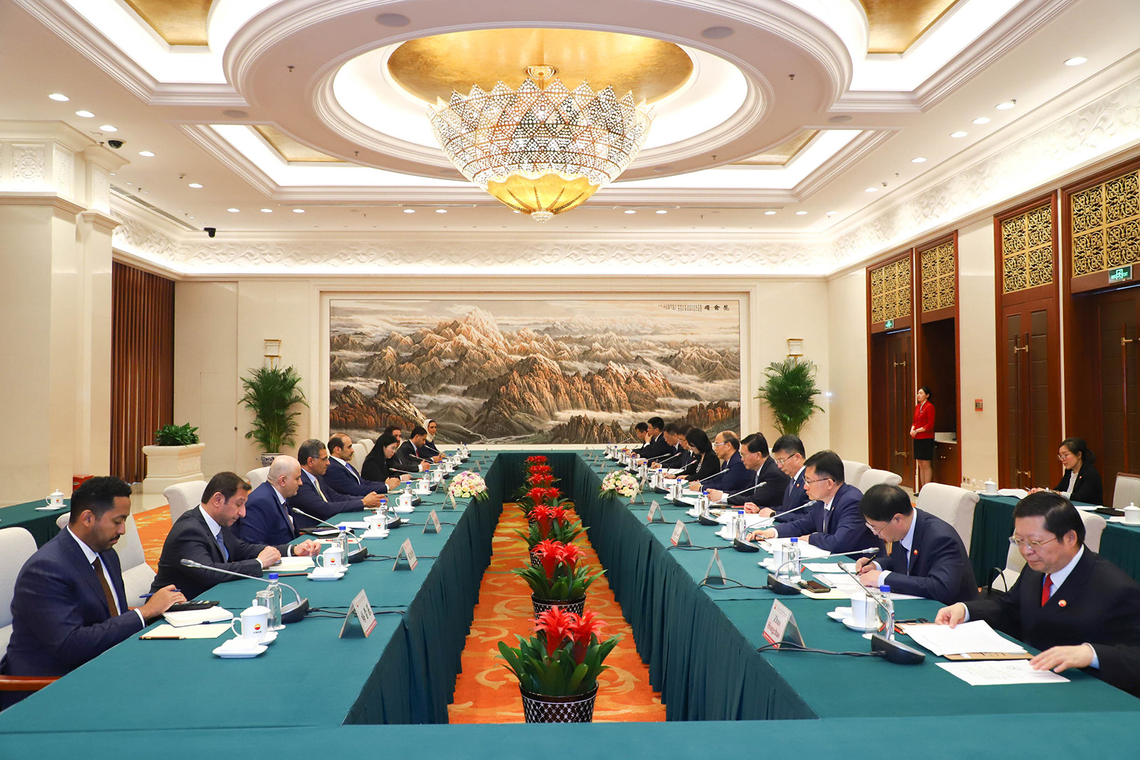 QatarEnergy CEO meets Chinese energy executives in Beijing for cooperation talks