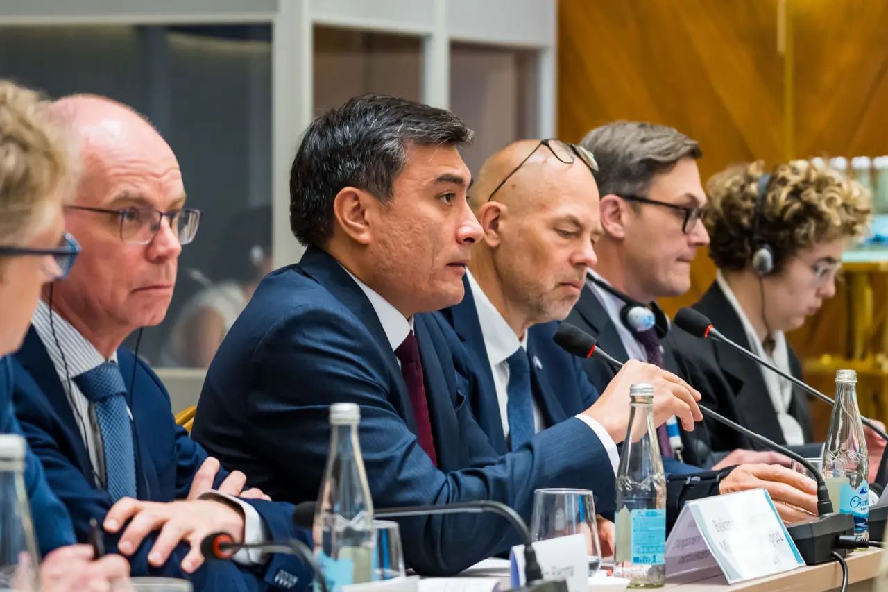 Uzbekistan, EU join to boost freight and tackle Trans-Caspian Corridor concerns