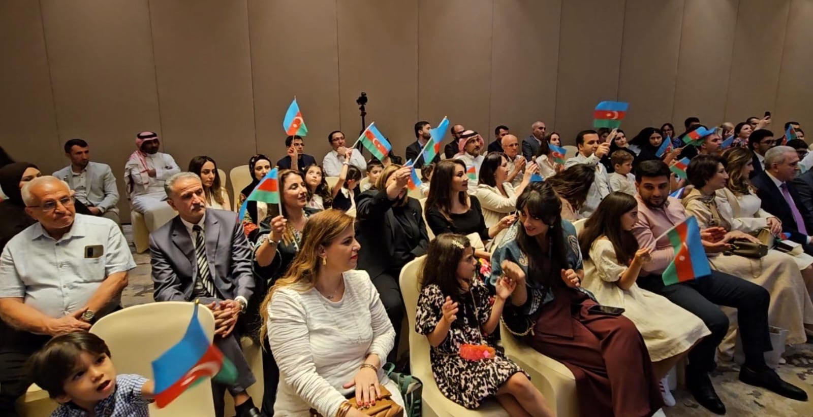 Azerbaijani community holds meeting in Saudi Arabia (PHOTO)