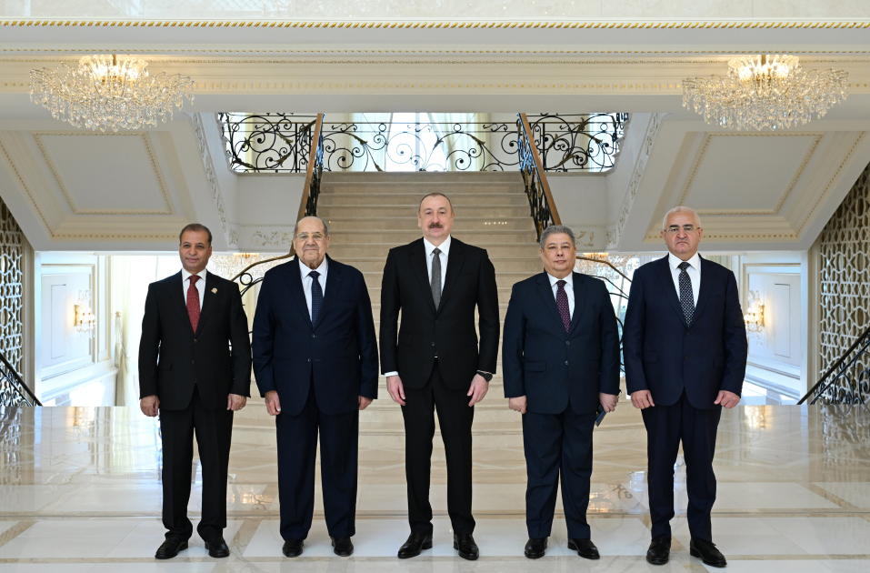 President Ilham Aliyev receives Speaker of Egyptian Senate (PHOTO)