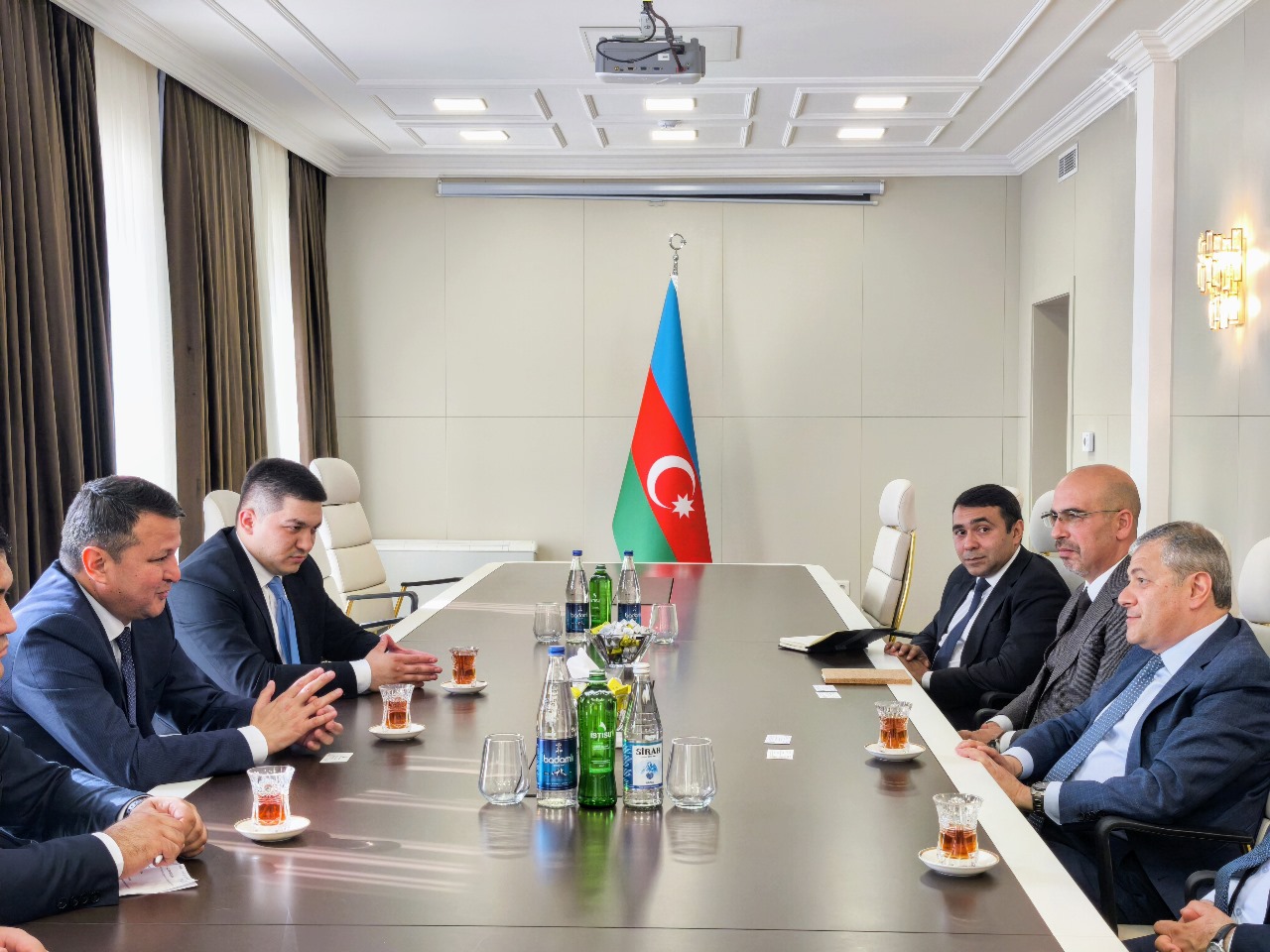 Uzbek delegation visits Azerbaijan's Karabakh (PHOTO)