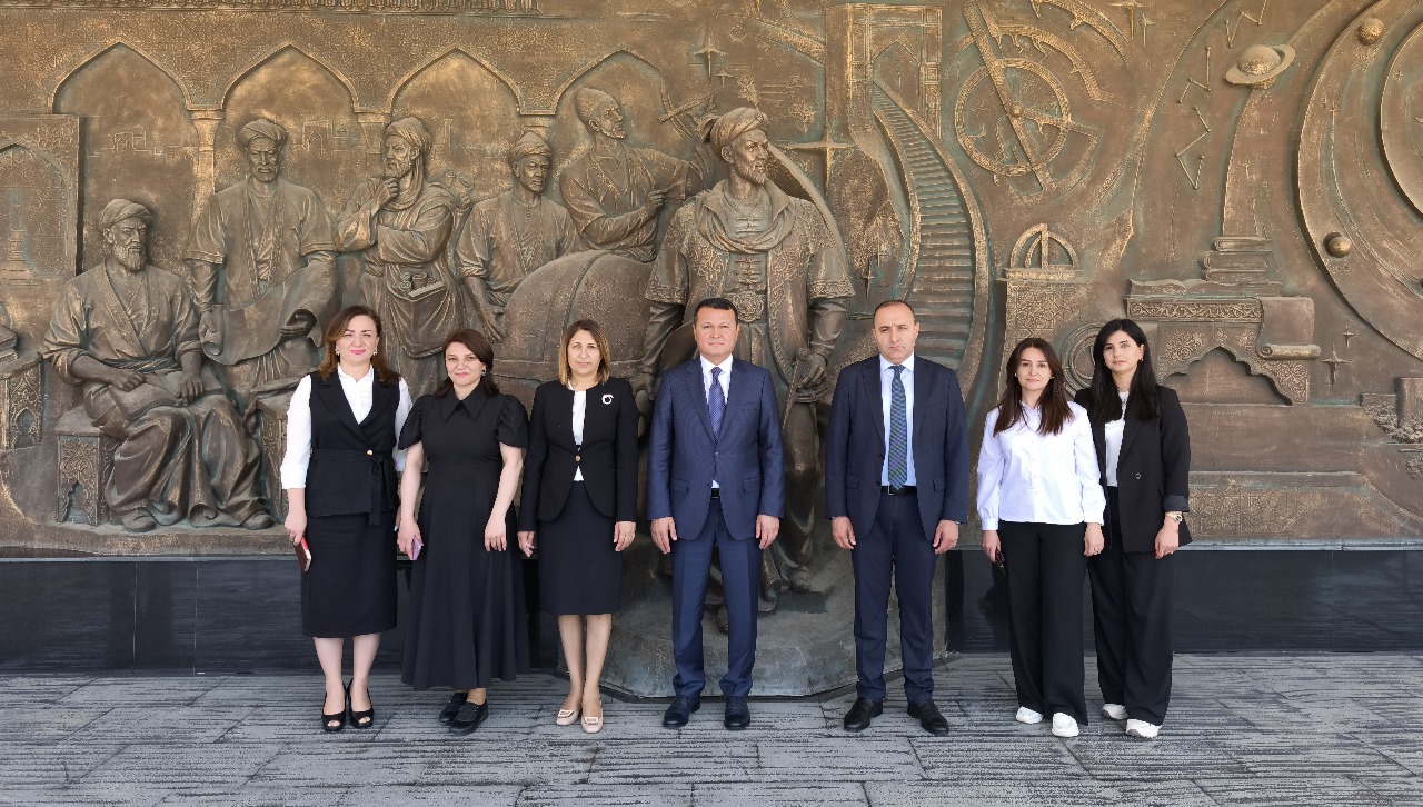 Uzbek delegation visits Azerbaijan's Karabakh (PHOTO)