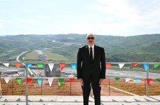 President Ilham Aliyev inspects progress of construction of Mughanli-Ismayilli-Gabala section of Baku-Gabala highway (PHOTO/VIDEO)