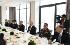 President Ilham Aliyev and Pakistani Prime Minister hold extended meeting in Lachin over lunch (PHOTO)
