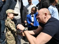 President Ilham Aliyev meets with residents in Lachin (PHOTO/VIDEO)