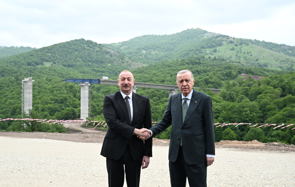 President Ilham Aliyev, President Recep Tayyip Erdoğan inspect progress on Kalbajar-Lachin highway construction (PHOTO/VIDEO)