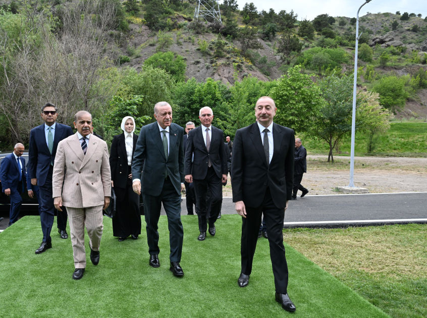 Presidents of Azerbaijan and Türkiye, Prime Minister of Pakistan attend concert dedicated to Independence Day in Lachin (PHOTO/VIDEO)
