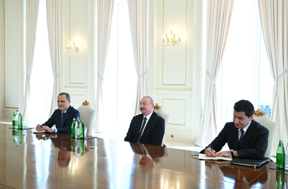 President Ilham Aliyev receives member of US Senate Foreign Relations Committee (PHOTO/VIDEO)