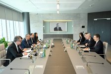 Azerbaijani, German companies ink roadmap to expand ties (PHOTO)