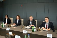 Azerbaijani, German companies ink roadmap to expand ties (PHOTO)