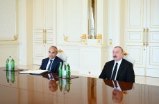 President Ilham Aliyev receives Chairman of Eastern Committee of German Economy (PHOTO/VIDEO)
