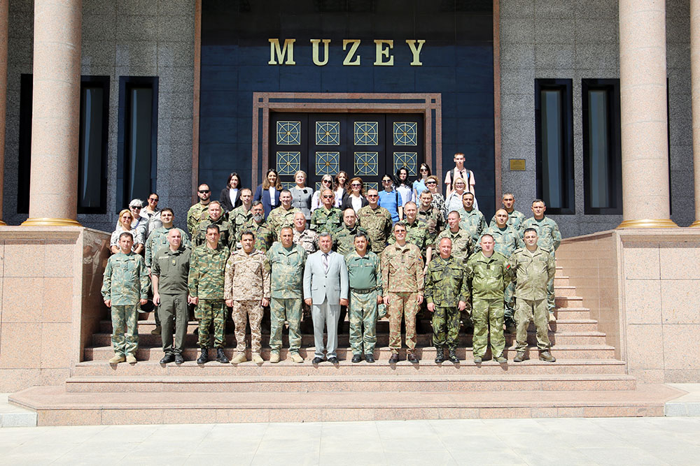Foreign military attachés visit Azerbaijan's Nakhchivan (PHOTO)